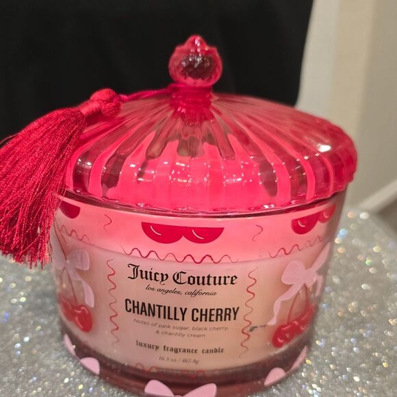 Juicy Couture Home Chantilly Cherry Candle w/Topper - Picture 4 of 6